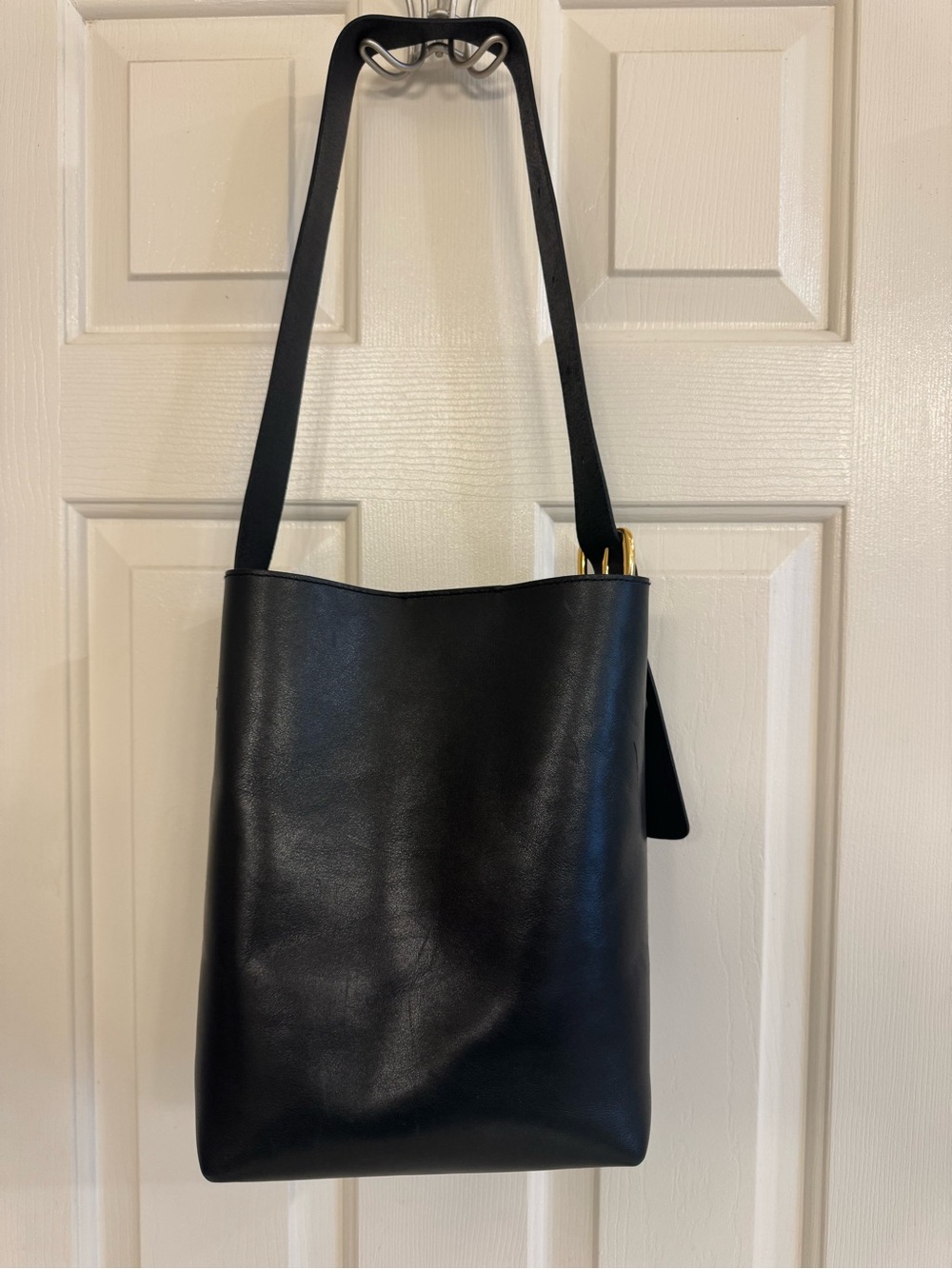 Madewell Essential Medium Bucket Tote Black Leather Shoulder Bag